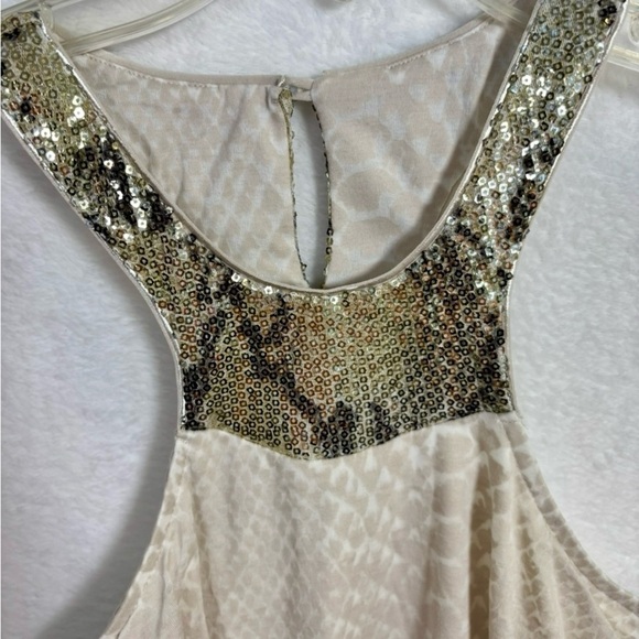 Express Cream Gold Sequined Animal Print Tank Top size XS - Picture 10 of 16